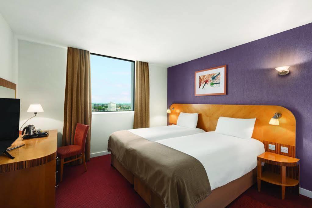 Ramada Hotel&suites